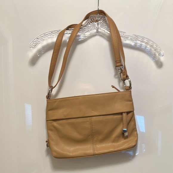 Tignanello bag! - Picture 3 of 8